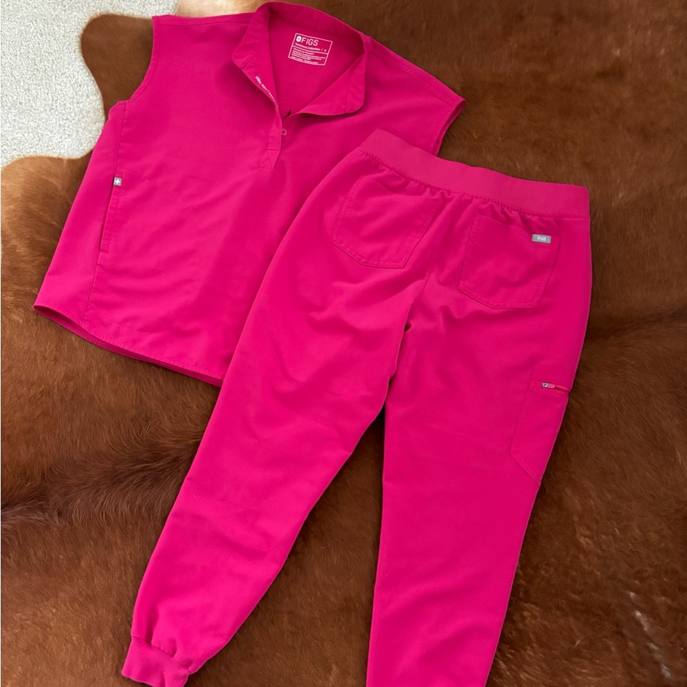 Women's Ultra Rose Rafaela™ - Oversized Scrub Top - S / Jogger Scrub Pants - M